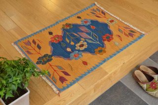 [up]　キリム玄関マットサイズサイズ　約70×50cm