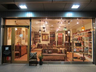 [実店舗営業のお知らせ] 8日(水)は通常営業します。