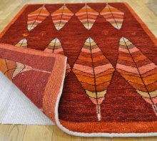 おすすめPoint！3: アメレ/アクセントラグサイズ152×100cm