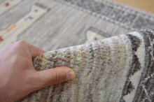 おすすめPoint！2: アメレ/アクセントラグサイズ178×119cm