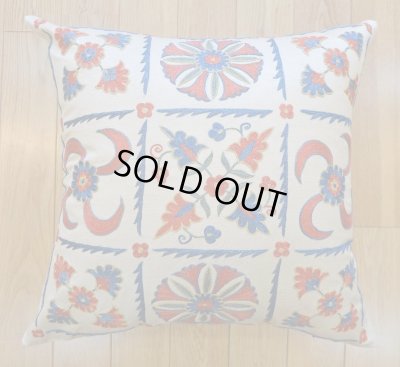 画像1: スザーニクッションカバー約50×50cm(中材付き）