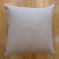 画像2: シルク&ベルベットクッションカバー約50×50cm（中材付き） (2)