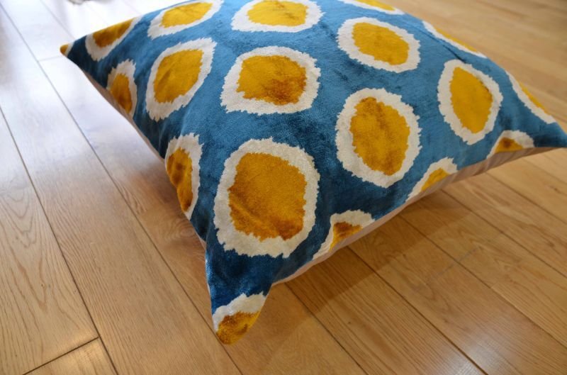 画像1: シルク&ベルベットクッションカバー約50×50cm(中材付き)