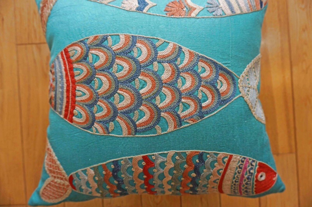 画像2: スザーニクッションカバー約50×50cm(中材付き） (2)