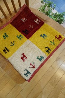 おすすめpoint！3: カシュクリ/座布団サイズ・四角40.5×37cm（フリンジなし）