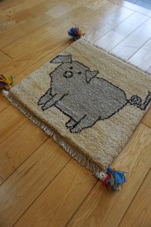 おすすめpoint！1: ギャッベ/座布団サイズ40×41cm（フリンジ・ボンボリあり）