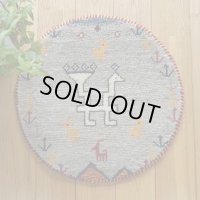 カシュクリ/座布団サイズ・丸39×38cm