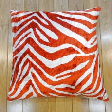 画像1: シルク&ベルベットクッションカバー約50×50cm（中材付き） (1)