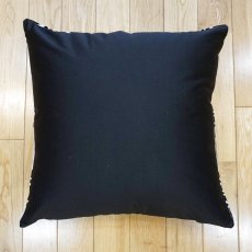 画像2: シルク&ベルベットクッションカバー約50×50cm（中材付き） (2)