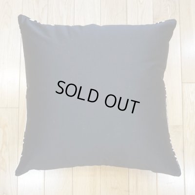 画像2: シルク&ベルベットクッションカバー約50×50cm（中材付き）