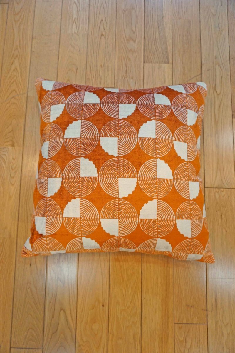 画像1: シルク&ベルベットクッションカバー約50×50cm(中材付き)