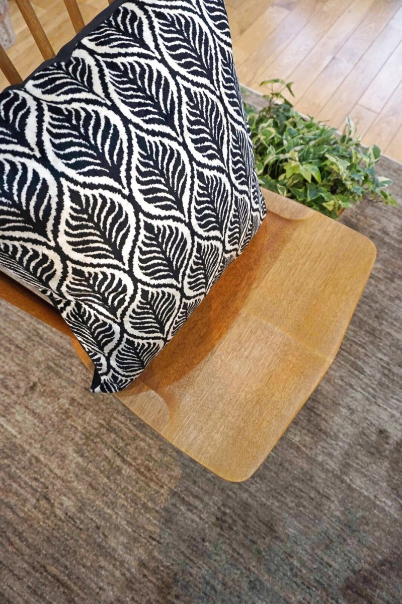 画像5: シルク&ベルベットクッションカバー約50×50cm（中材付き） (5)