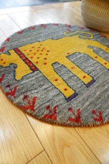 おすすめPoint！2: カシュクリ/座布団サイズ大・丸58×58cm