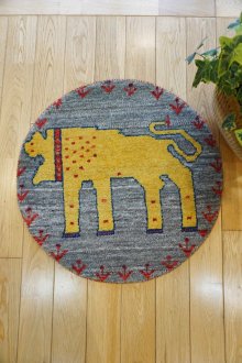 おすすめPoint！1: カシュクリ/座布団サイズ大・丸58×58cm