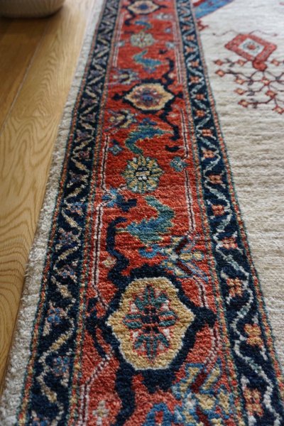 画像6:  『福袋2026』ルリバフ/アクセントラグサイズ208×108 cm 通常価格¥440,000     