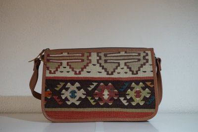 画像3:  『福袋2026』オールドキリムショルダーバッグ 通常価格¥30,000 