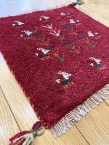 おすすめPoint！1: ギャッベ/座布団サイズ40×41cm（フリンジ・ボンボリあり）