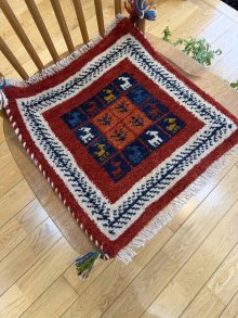 おすすめPoint！3: ギャッベ/座布団サイズ40×40cm（フリンジ・ボンボリあり）