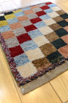 おすすめPoint！1: カシュクリ/座布団サイズ・四角44×39cm(フリンジなし)