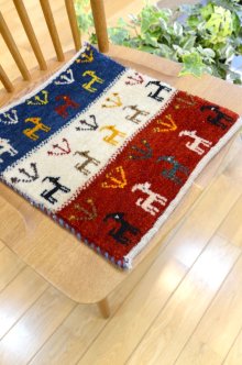 おすすめPoint！3: カシュクリ/座布団サイズ・四角38×35cm(フリンジなし)