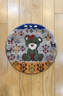 おすすめPoint！1: カシュクリ/座布団サイズ・丸38×39cm