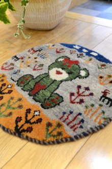 おすすめPoint！2: カシュクリ/座布団サイズ・丸38×39cm