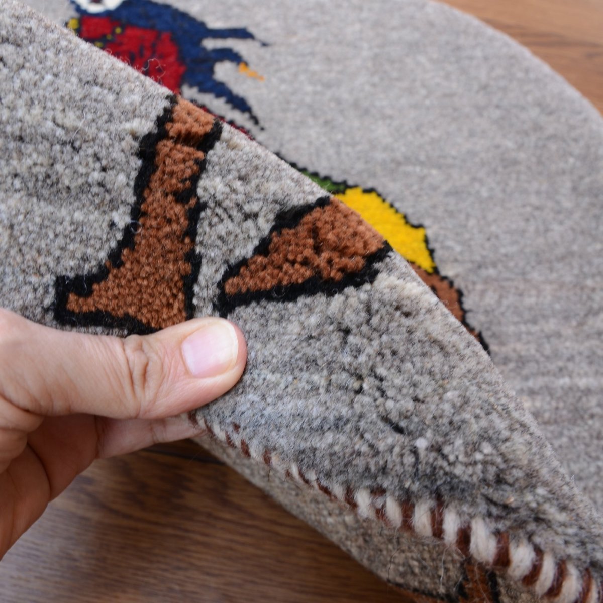画像4: カシュクリ/座布団サイズ大・丸58×60cm (4)