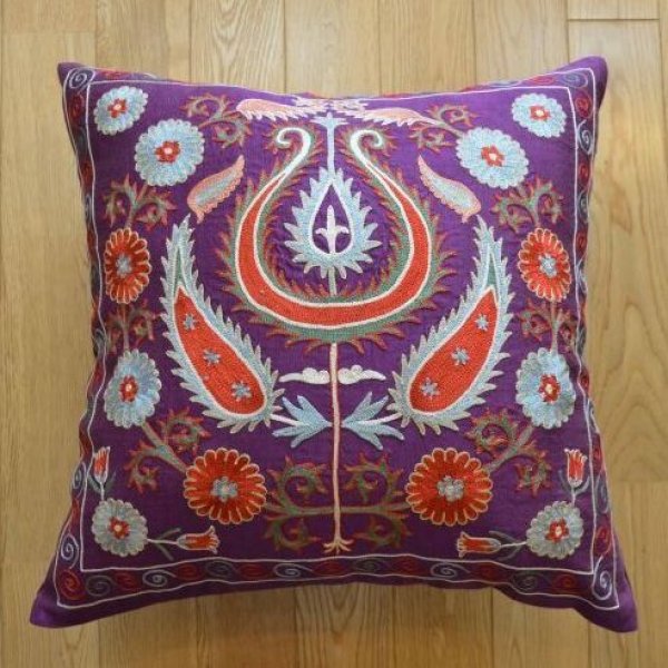 画像1: スザーニクッションカバー約50×50cm(中材付き） (1)