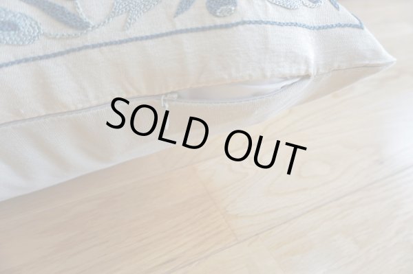 画像4: スザーニクッションカバー約50×50cm(中材付き） (4)