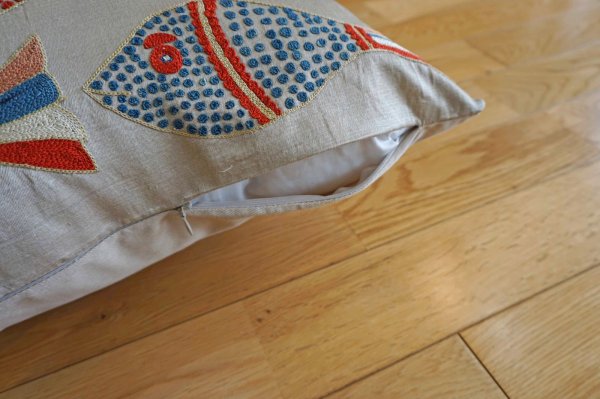 画像4: スザーニクッションカバー約50×50cm(中材付き） (4)