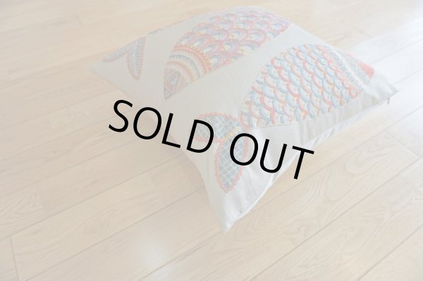 画像5: スザーニクッションカバー約50×50cm(中材付き） (5)