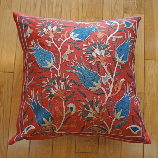 画像1: スザーニクッションカバー約50×50cm(中材付き） (1)