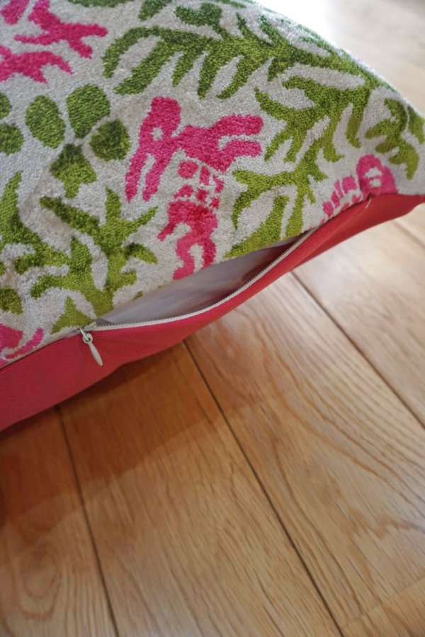 画像3: シルク&ベルベットクッションカバー約50×50cm（中材付き） (3)