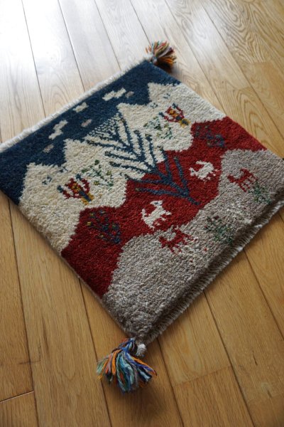 画像1: ギャッベ/座布団サイズ40×42cm(フリンジ・ボンボリあり)