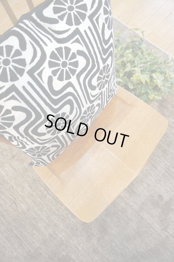 画像5: シルク&ベルベットクッションカバー約50×50cm（中材付き） (5)