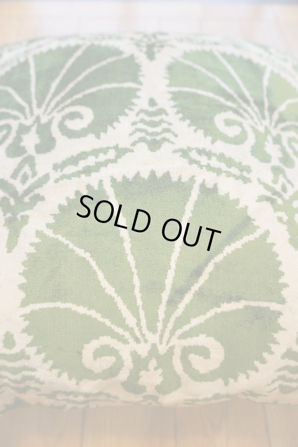 画像3: シルク&ベルベットクッションカバー約50×50cm（中材付き） (3)