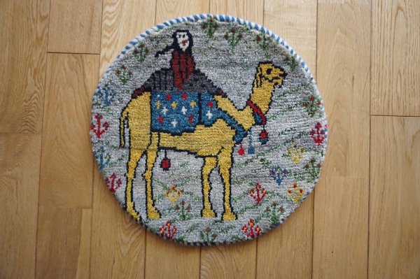 画像2:  『福袋2026』カシュクリ/座布団サイズ丸約40×40cm 2枚セット 通常価格¥37,400  (2)