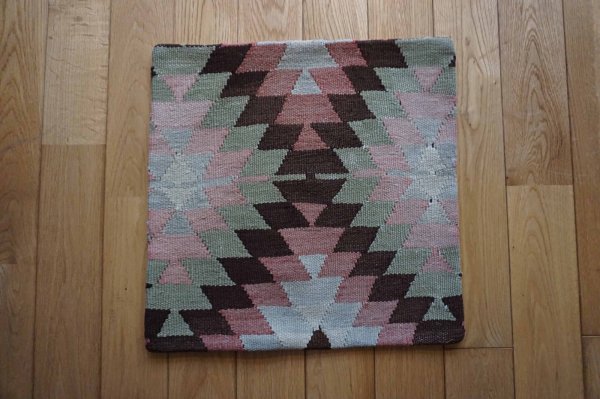 画像3:  『福袋2026』キリムクッション40×40cm 2枚セット 通常価格¥17,600  (3)