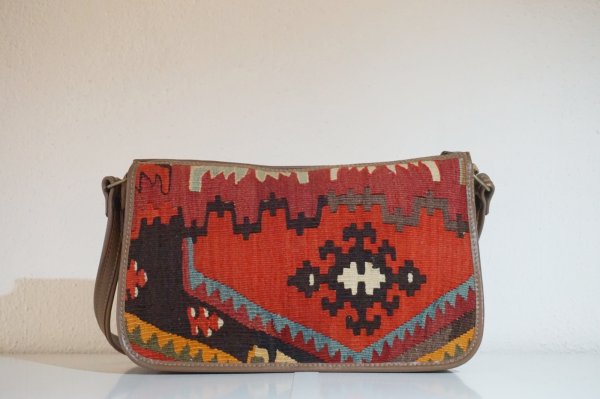 画像4:  オールドキリムショルダーバッグ 通常価格¥30,000  (4)