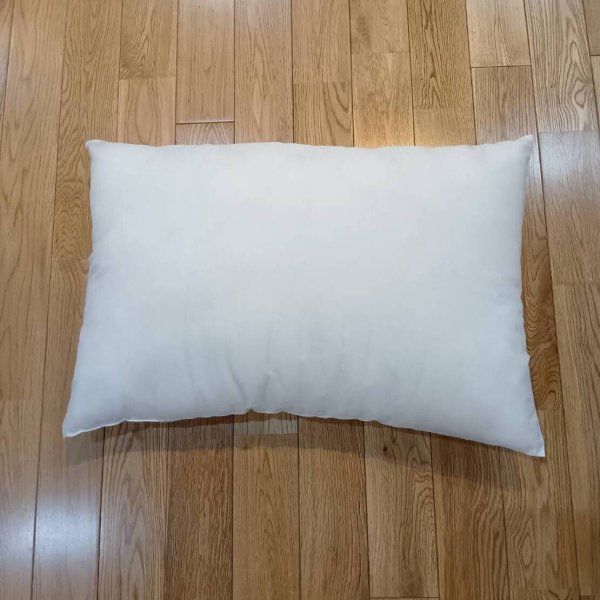 画像1: クッション中材　60×40cm用　※福袋のクッションカバーご購入で中材ご希望の方はこちらでご注文ください (1)