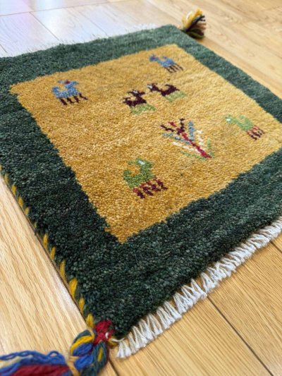 画像1: ギャッベ/座布団サイズ38×39cm(フリンジ・ボンボリあり)