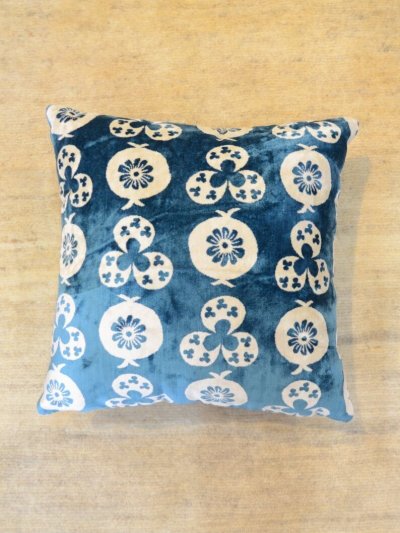 画像1: シルク&ベルベットクッションカバー約50×50cm（中材付き）