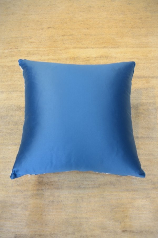 画像3: シルク&ベルベットクッションカバー約50×50cm（中材付き） (3)