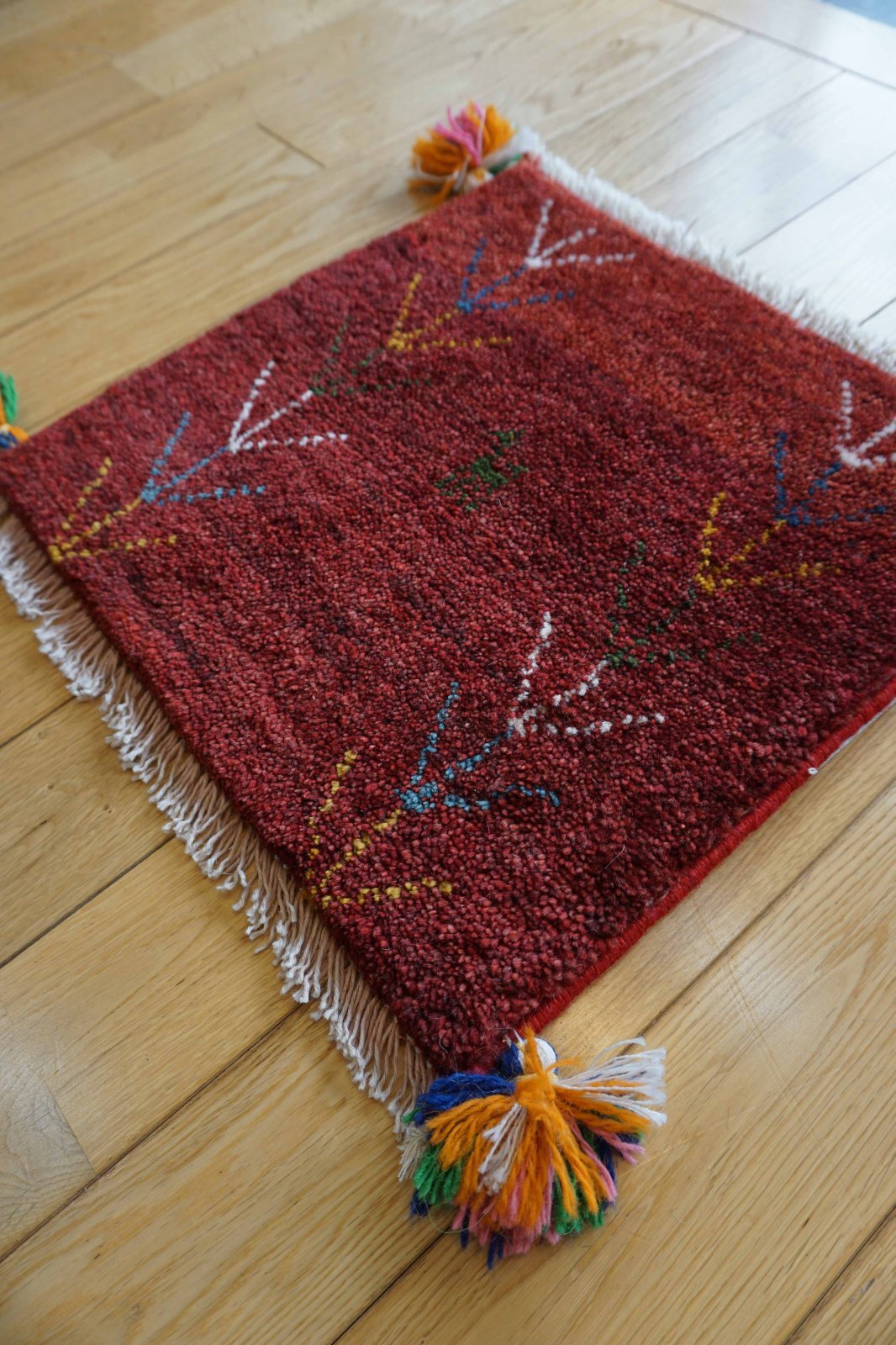ギャッベ/座布団サイズ40×41cm（フリンジ・ボンボリあり