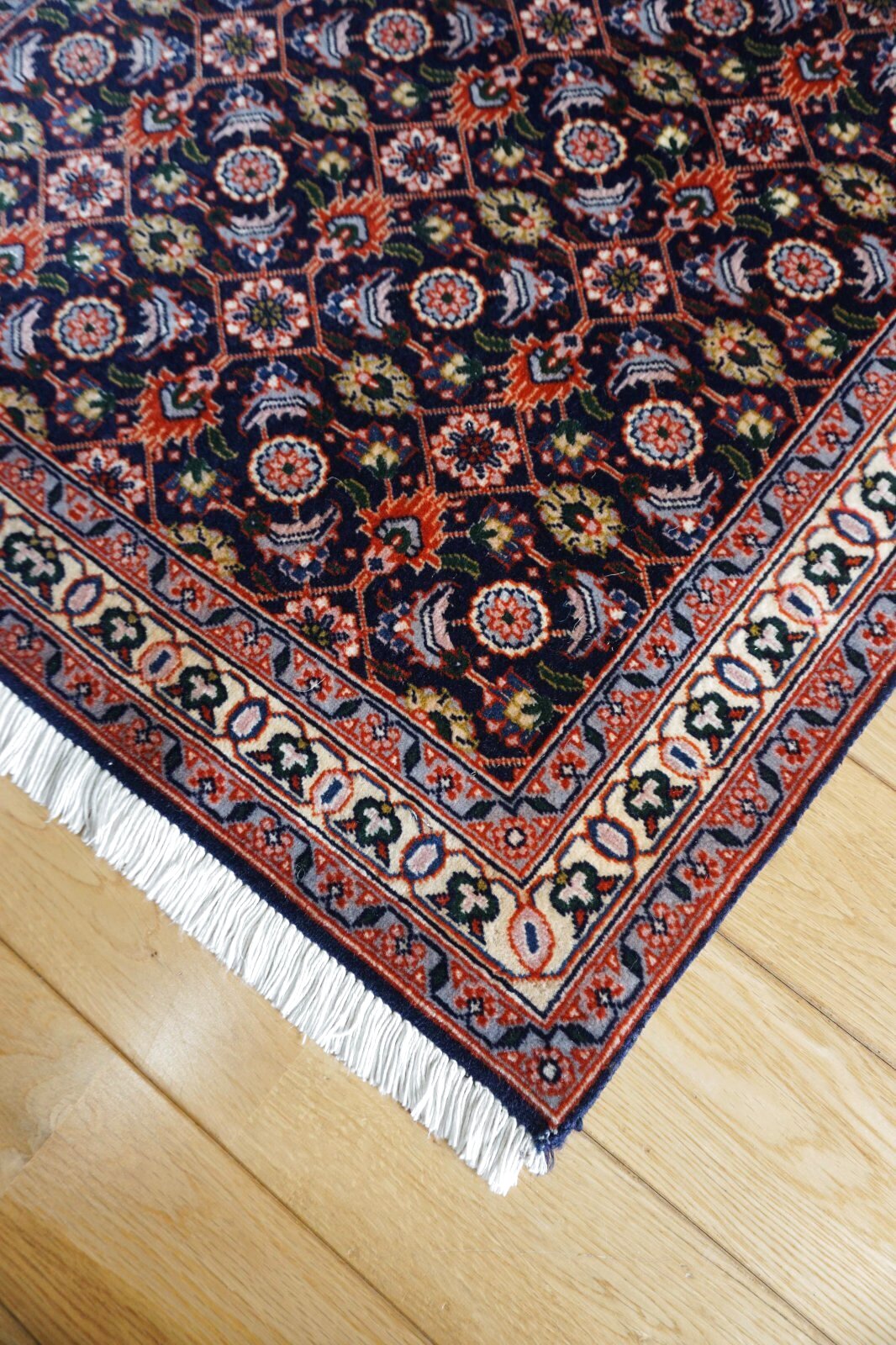 タブリーズ146×65cmペルシャ絨毯（オールド）