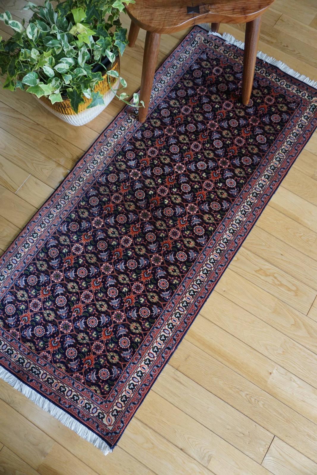 タブリーズ146×65cmペルシャ絨毯（オールド）